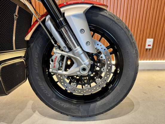 TRIUMPH-ROCKET III R-2021