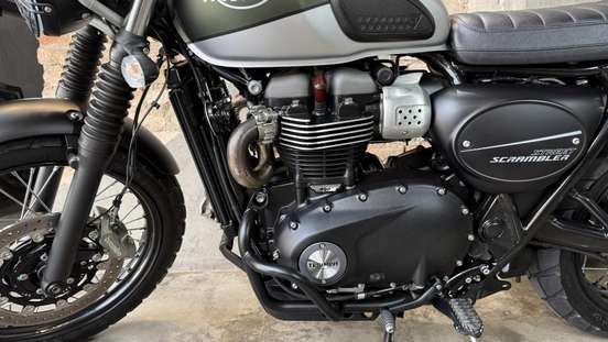 TRIUMPH-STREET SCRAMBLER-2020