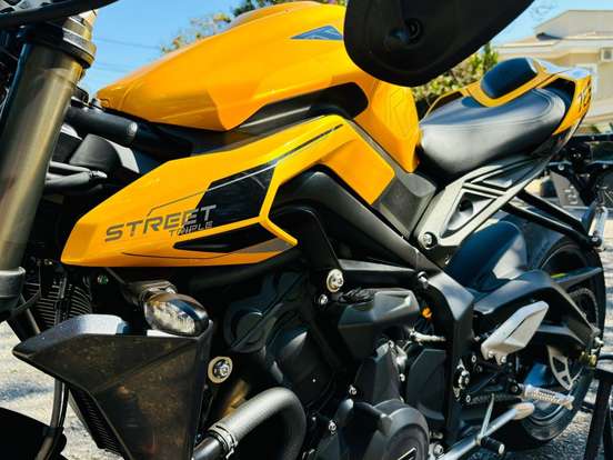 TRIUMPH-STREET TRIPLE RS ABS TRIUMPH-STREET TRIPLE RS ABS-2024