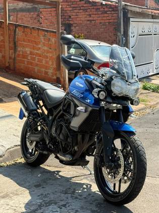TRIUMPH TIGER 800 XRX 