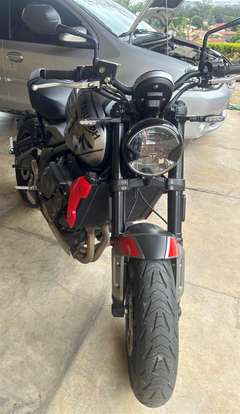 TRIUMPH-TRIDENT 660-2022