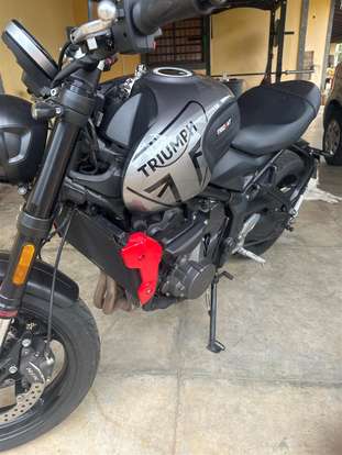 TRIUMPH-TRIDENT 660-2022
