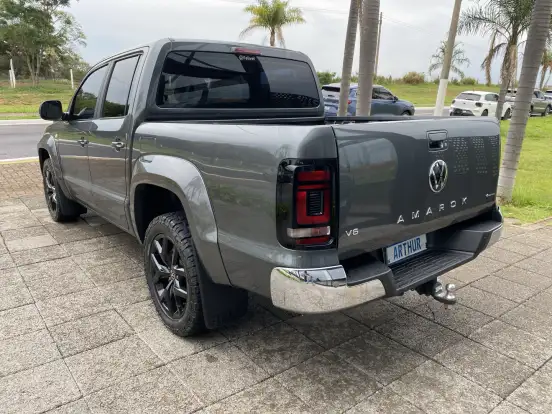 VOLKSWAGEN-AMAROK-2024