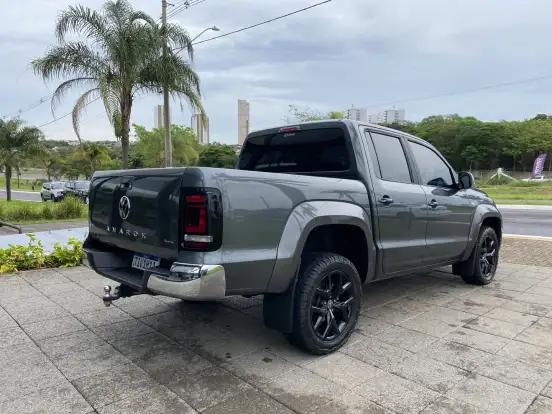 VOLKSWAGEN-AMAROK-2024