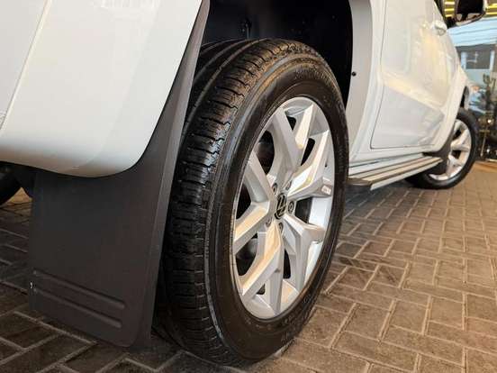 VOLKSWAGEN-AMAROK-3.0 V6 TDI DIESEL HIGHLINE CD 4MOTION AUTOMÁTICO VOLKSWAGEN-AMAROK-2024