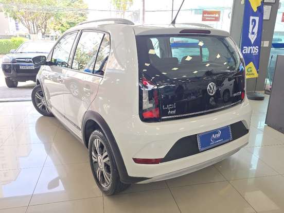 VOLKSWAGEN-CROSS UP-1.0 TSI 12V FLEX 4P MANUAL VOLKSWAGEN-CROSS UP-2017