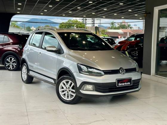 VOLKSWAGEN CROSSFOX 1.6 MI FLEX 8V 4P MANUAL