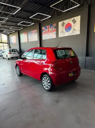 VOLKSWAGEN-FOX-2012