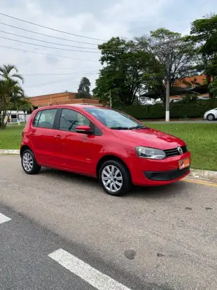 VOLKSWAGEN-FOX-2012