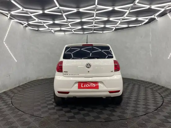VOLKSWAGEN-FOX-2014