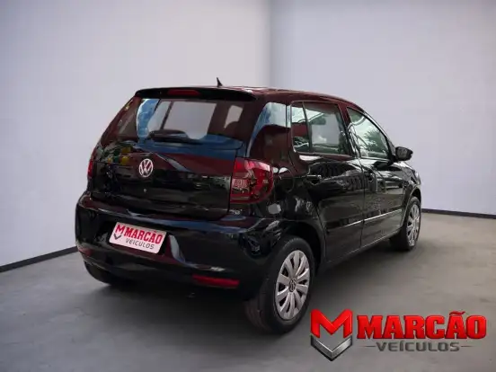 VOLKSWAGEN-FOX-2010