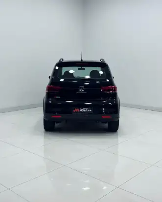 VOLKSWAGEN-FOX-2019