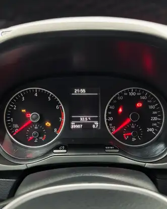 VOLKSWAGEN-FOX-2019