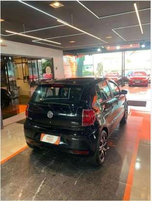 VOLKSWAGEN-FOX-2014