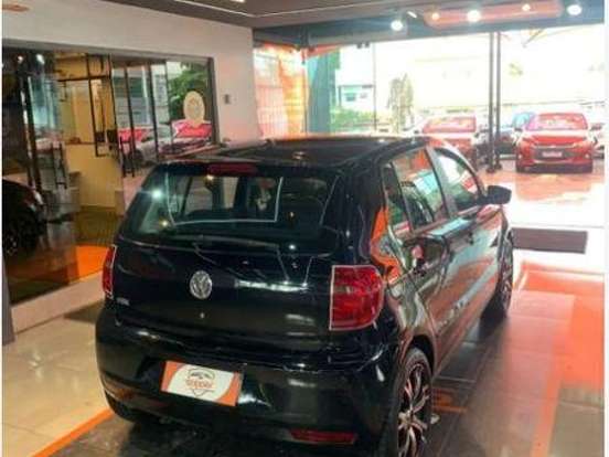 VOLKSWAGEN-FOX-1.0 MI 8V FLEX 2P MANUAL VOLKSWAGEN-FOX-2014