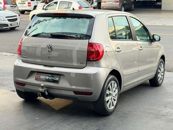 VOLKSWAGEN-FOX-1.6 MI 8V FLEX 4P MANUAL VOLKSWAGEN-FOX-2012