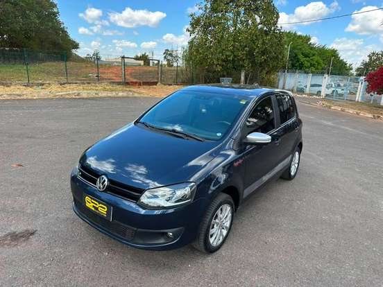 VOLKSWAGEN-FOX-1.6 MI ROCK IN RIO 8V FLEX 4P MANUAL VOLKSWAGEN-FOX-2013