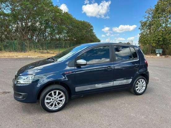 VOLKSWAGEN-FOX-1.6 MI ROCK IN RIO 8V FLEX 4P MANUAL VOLKSWAGEN-FOX-2013