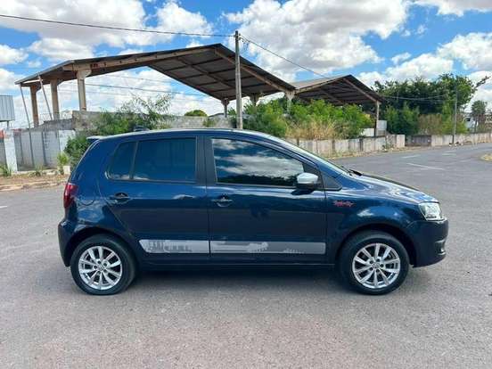 VOLKSWAGEN-FOX-1.6 MI ROCK IN RIO 8V FLEX 4P MANUAL VOLKSWAGEN-FOX-2013