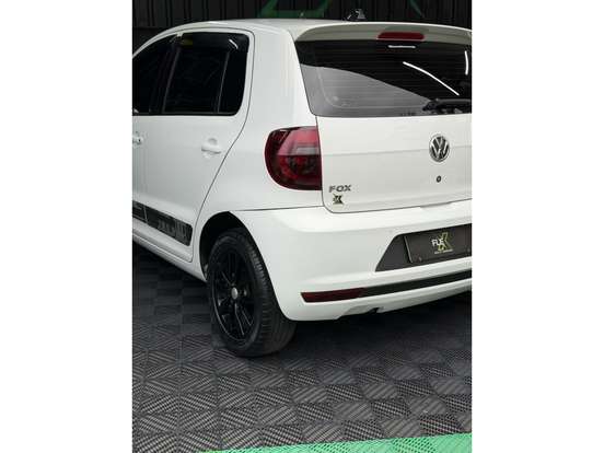 VOLKSWAGEN-FOX-2013
