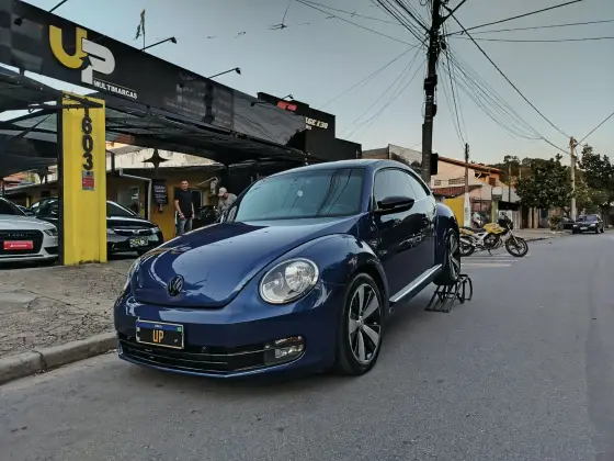 VOLKSWAGEN FUSCA 2.0 TSI 16V R-LINE GASOLINA 2P AUTOMÁTICO