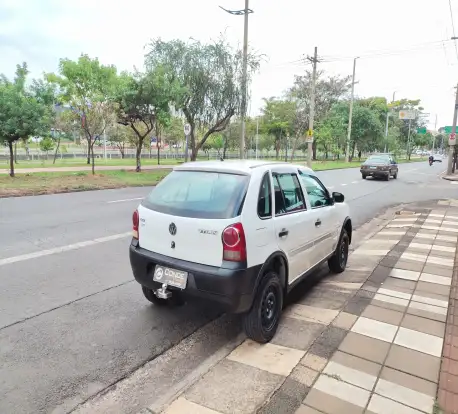 VOLKSWAGEN-GOL-1.0 MI 8V FLEX TITAN 4P MANUAL G.IV VOLKSWAGEN-GOL-2011