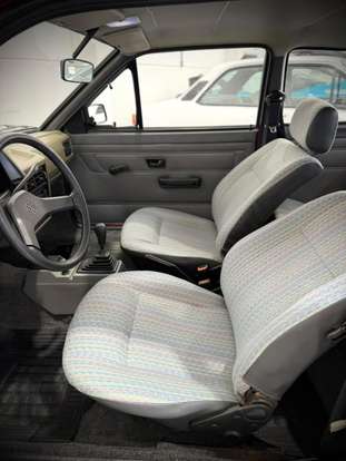 VOLKSWAGEN-GOL-1996