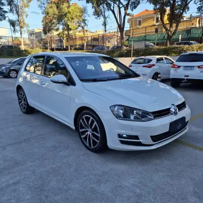 VOLKSWAGEN-GOLF-1.4 TSI HIGHLINE 16V GASOLINA 4P AUTOMÁTICO VOLKSWAGEN-GOLF-2015