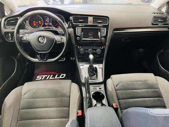 VOLKSWAGEN-GOLF-2014