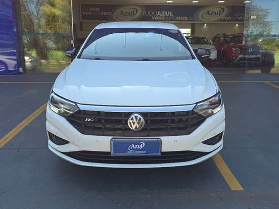 VOLKSWAGEN-JETTA-2018