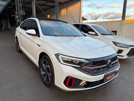 VOLKSWAGEN JETTA 2.0 350 TSI GASOLINA GLI DSG