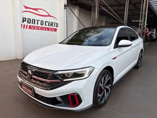 VOLKSWAGEN-JETTA-2024