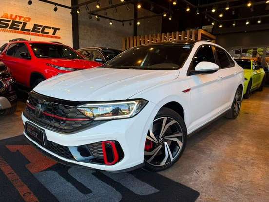 VOLKSWAGEN-JETTA-2022