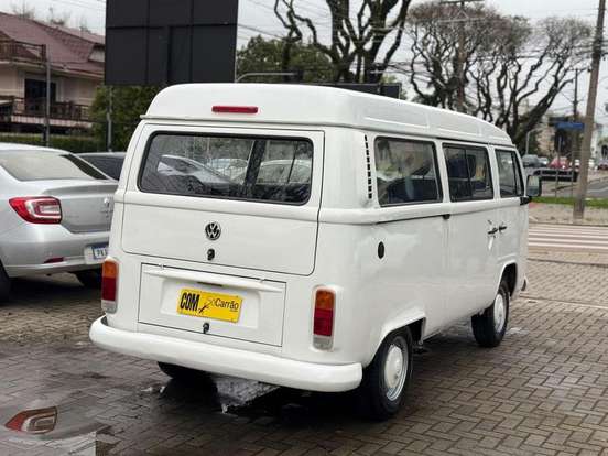 VOLKSWAGEN-KOMBI-1.4 MI STD 8V FLEX 3P MANUAL VOLKSWAGEN-KOMBI-2011