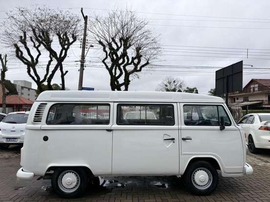VOLKSWAGEN-KOMBI-1.4 MI STD 8V FLEX 3P MANUAL VOLKSWAGEN-KOMBI-2011