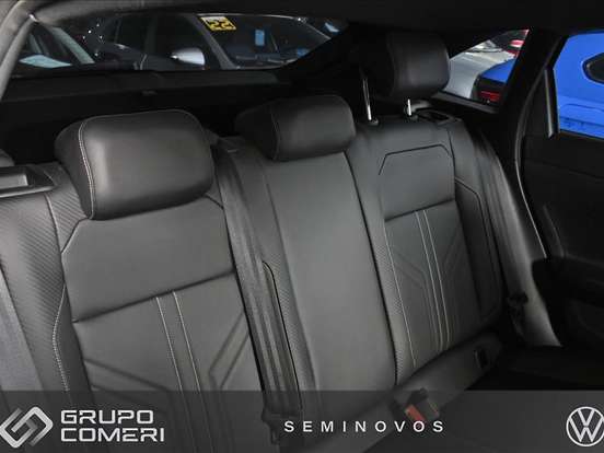 VOLKSWAGEN-NIVUS-1.0 200 TSI TOTAL FLEX HIGHLINE AUTOMÁTICO VOLKSWAGEN-NIVUS-2025