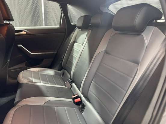 VOLKSWAGEN-NIVUS-1.0 200 TSI TOTAL FLEX HIGHLINE AUTOMÁTICO VOLKSWAGEN-NIVUS-2021