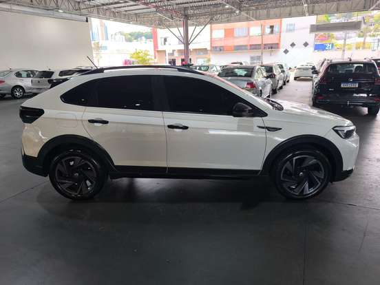 VOLKSWAGEN-NIVUS-1.0 200 TSI TOTAL FLEX HIGHLINE AUTOMÁTICO VOLKSWAGEN-NIVUS-2024