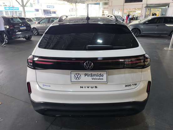 VOLKSWAGEN-NIVUS-1.0 200 TSI TOTAL FLEX HIGHLINE AUTOMÁTICO VOLKSWAGEN-NIVUS-2024