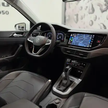 VOLKSWAGEN-POLO-2025