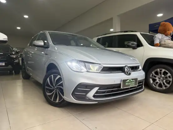 VOLKSWAGEN-POLO-2025