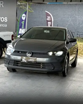 VOLKSWAGEN-POLO-2023
