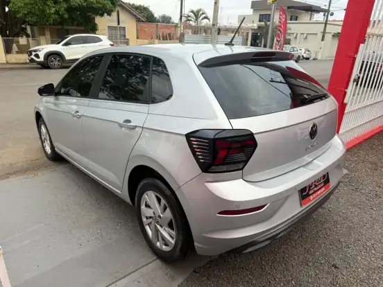 VOLKSWAGEN-POLO-2023
