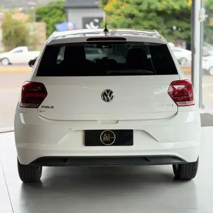VOLKSWAGEN-POLO-2020