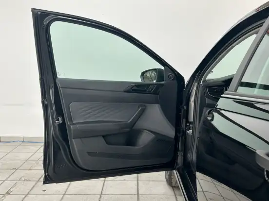 VOLKSWAGEN-POLO-2026
