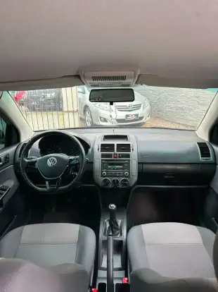 VOLKSWAGEN-POLO-2007