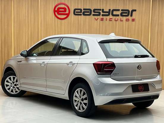 VOLKSWAGEN-POLO-2019