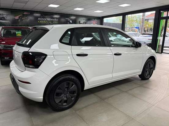 VOLKSWAGEN-POLO-2024