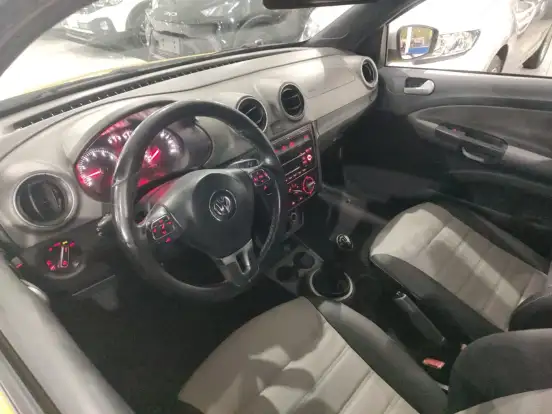 VOLKSWAGEN-SAVEIRO-1.6 CROSS CD 16V FLEX 2P MANUAL VOLKSWAGEN-SAVEIRO-2015