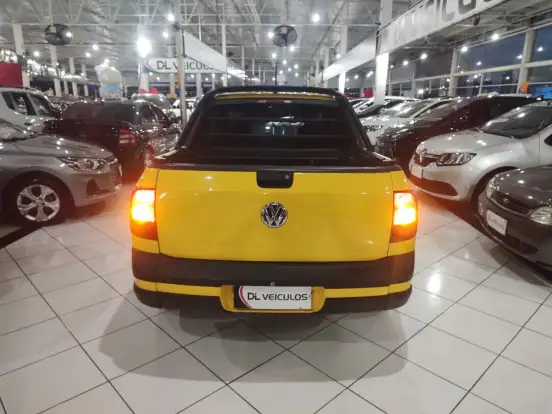 VOLKSWAGEN-SAVEIRO-2015